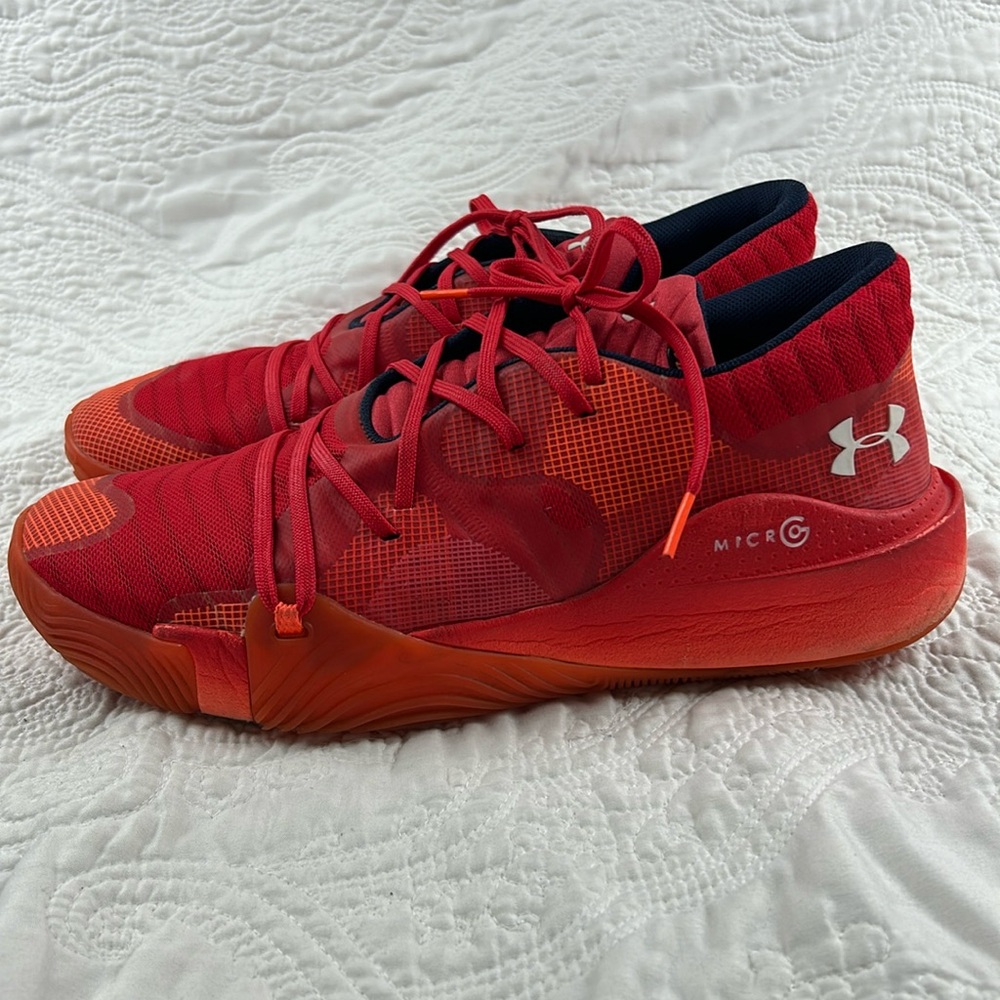 Unde Armour “Anatomix” basketball shoes men’s size 13